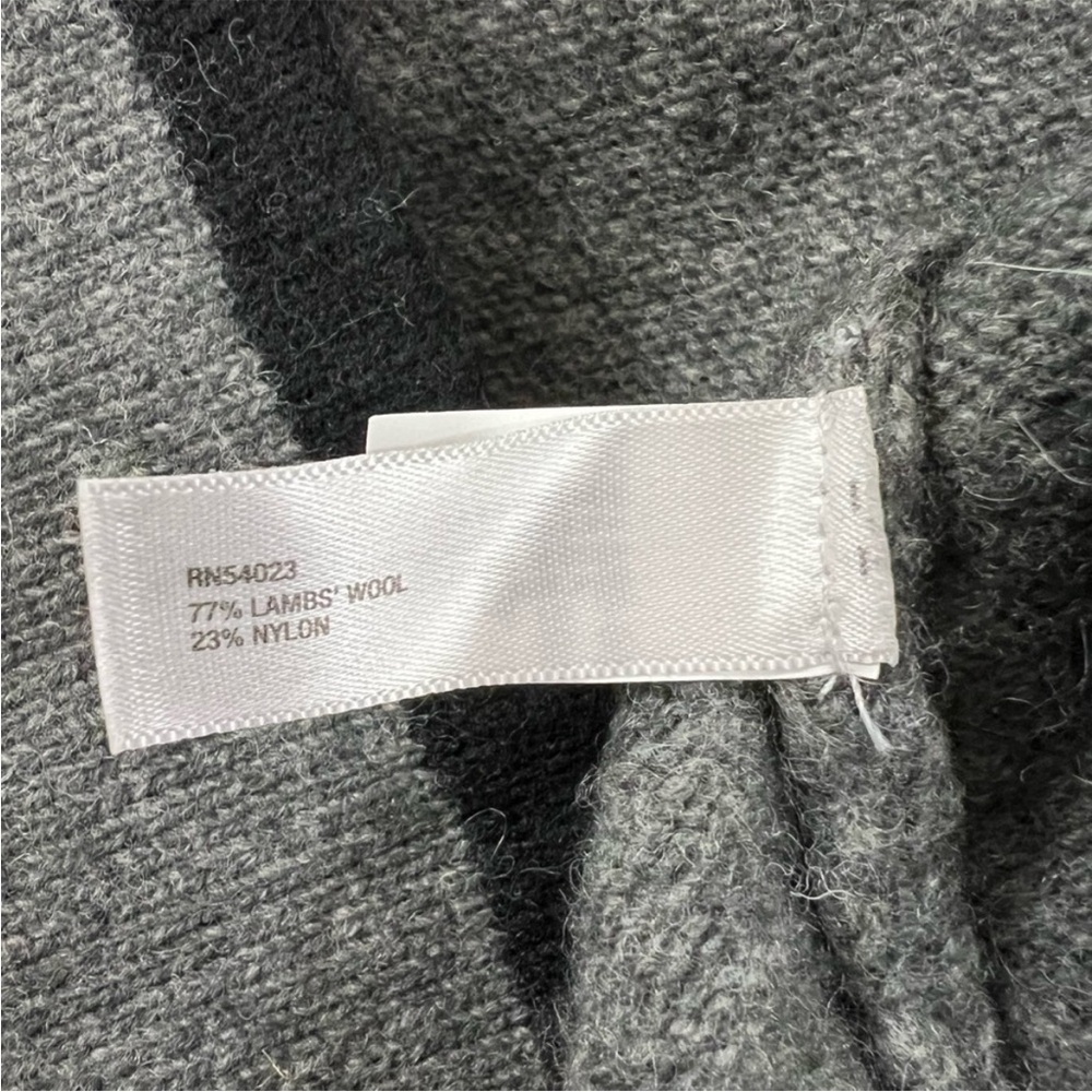 GAP Lamb Wool Women’s Sweater Jacket Small Button Down - Picture 8 of 12